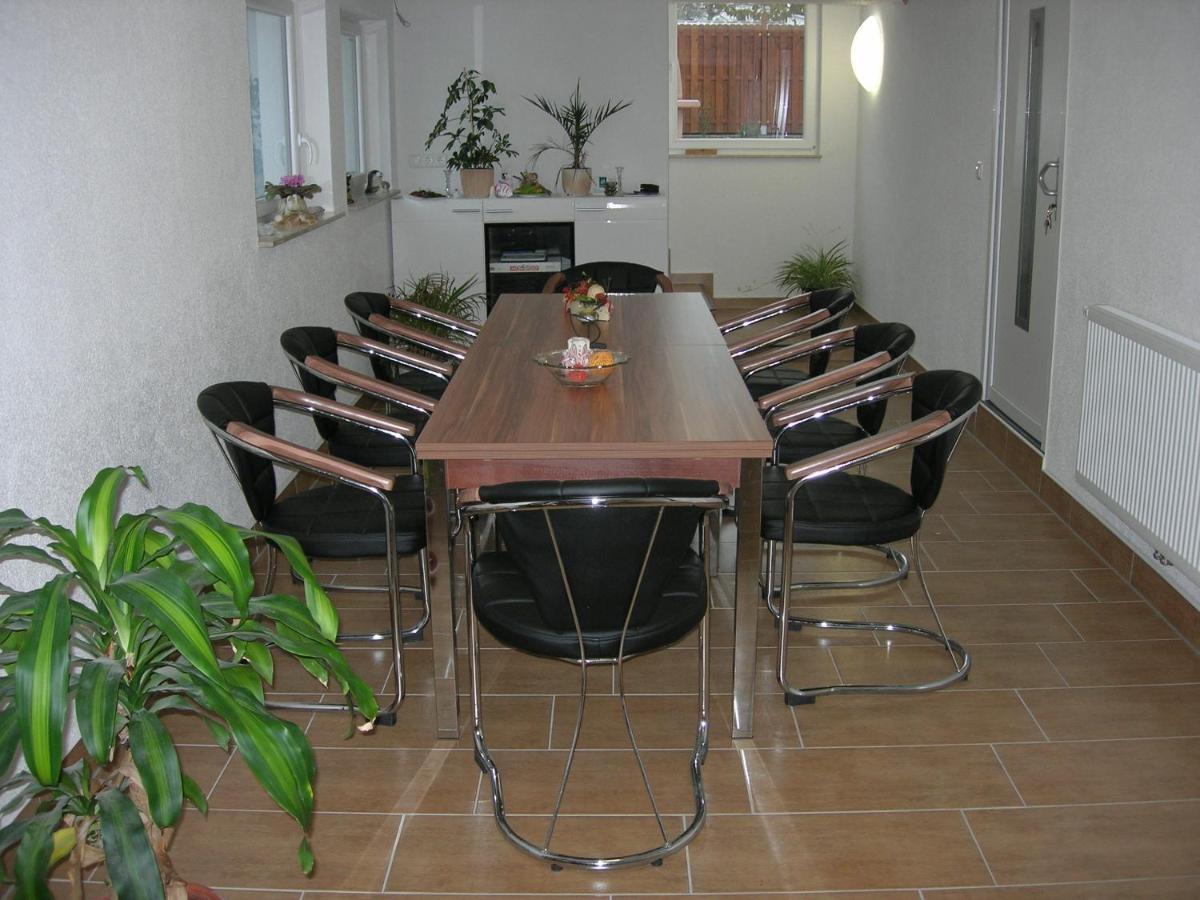 2-Raum Ferienwohnung Цинновиц Экстерьер фото